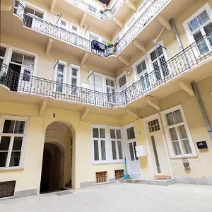 Apartman 4 You Westend Appartamento