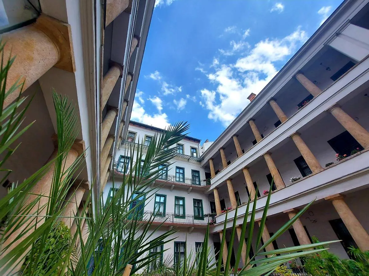 Home City Center Terrace Apartment Budapest