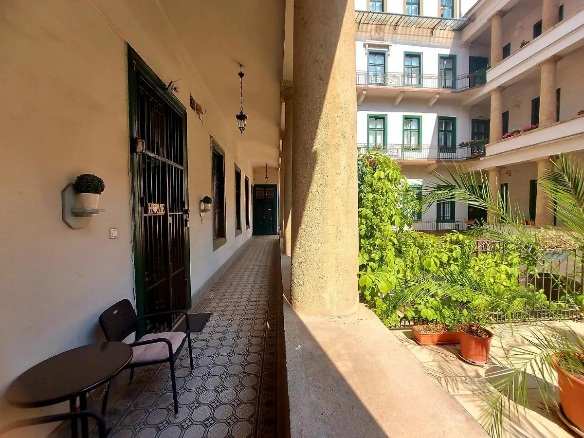 Home City Center Terrace Apartment Budapest