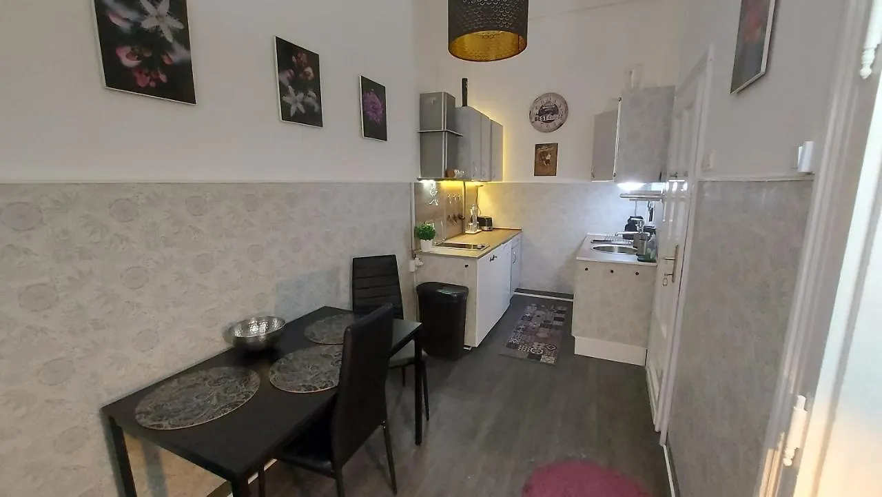 Home City Center Terrace Apartment Budapest Hungary