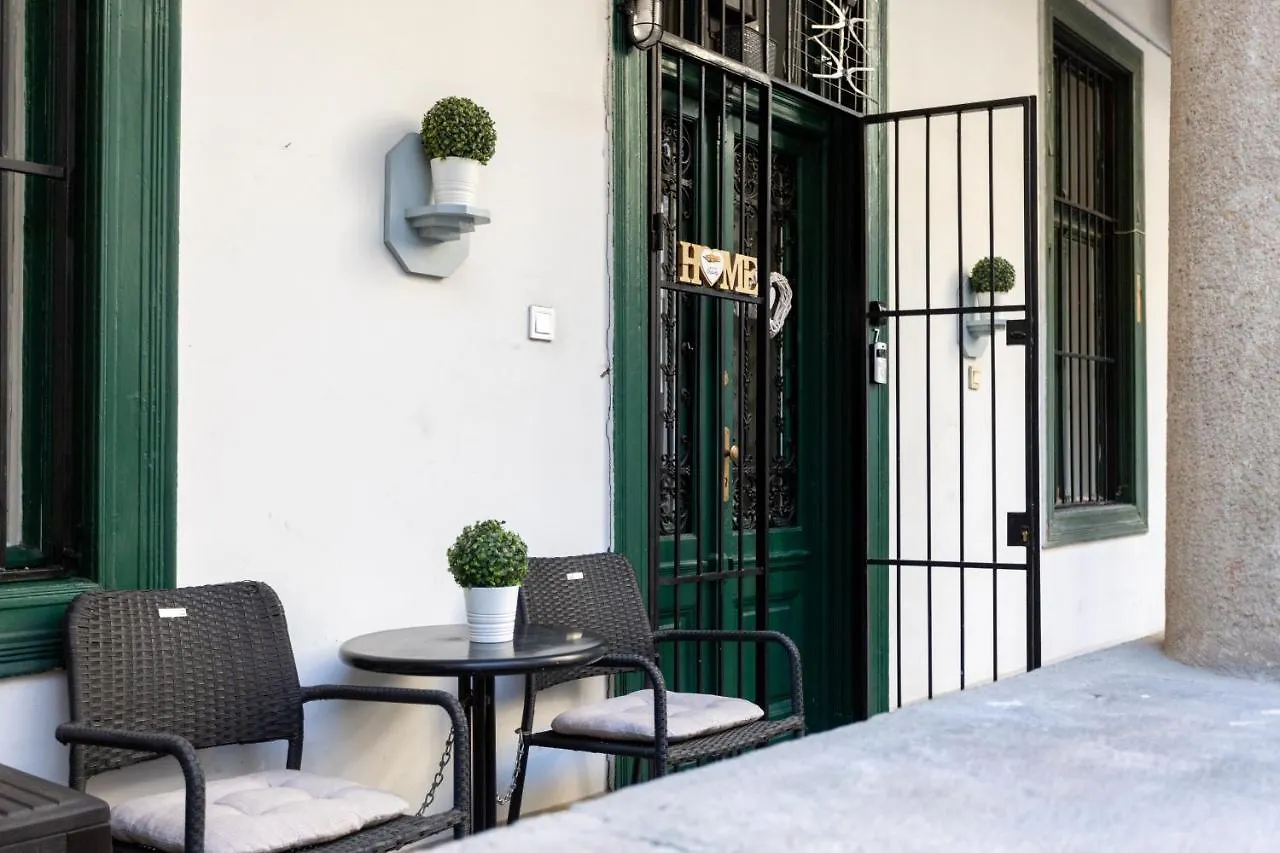 Home City Center Terrace Apartment Budapest